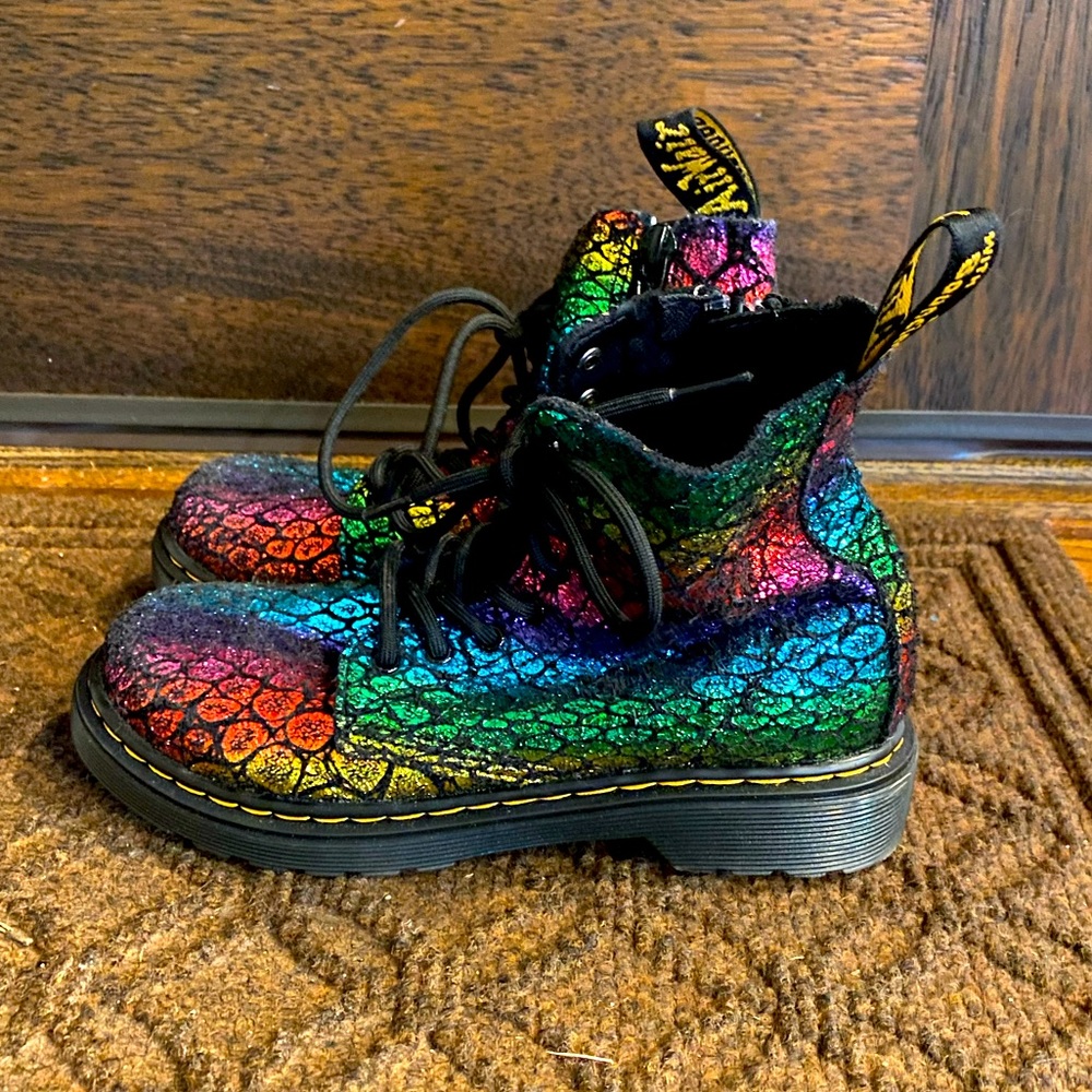 Dr. Martens Pascal Rainbow Metallic Girls Boots!